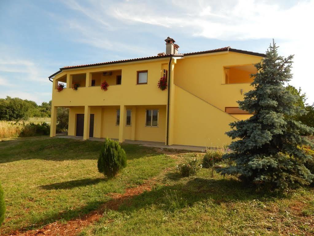 Apartments Terranova Ровинь Экстерьер фото