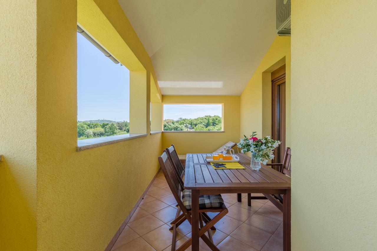 Apartments Terranova Ровинь Экстерьер фото