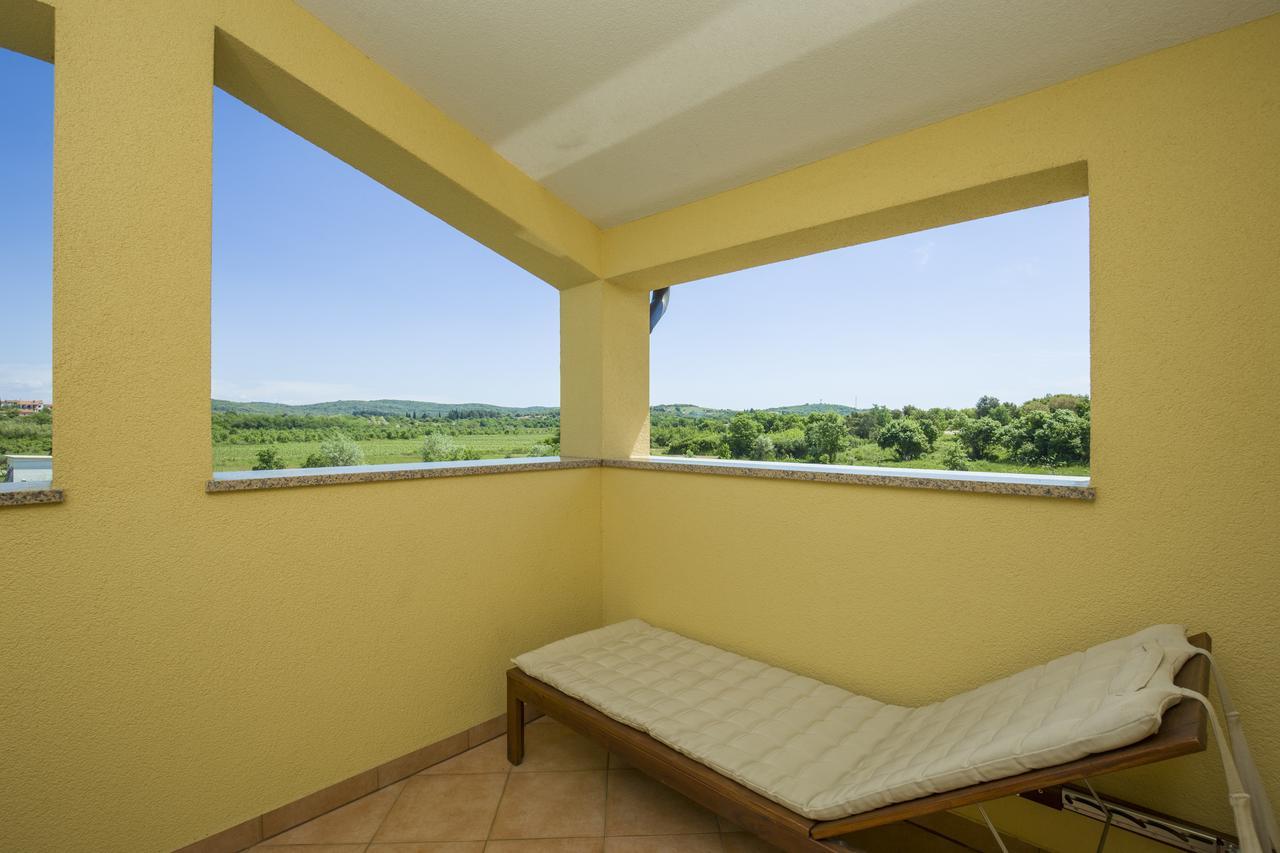 Apartments Terranova Ровинь Экстерьер фото